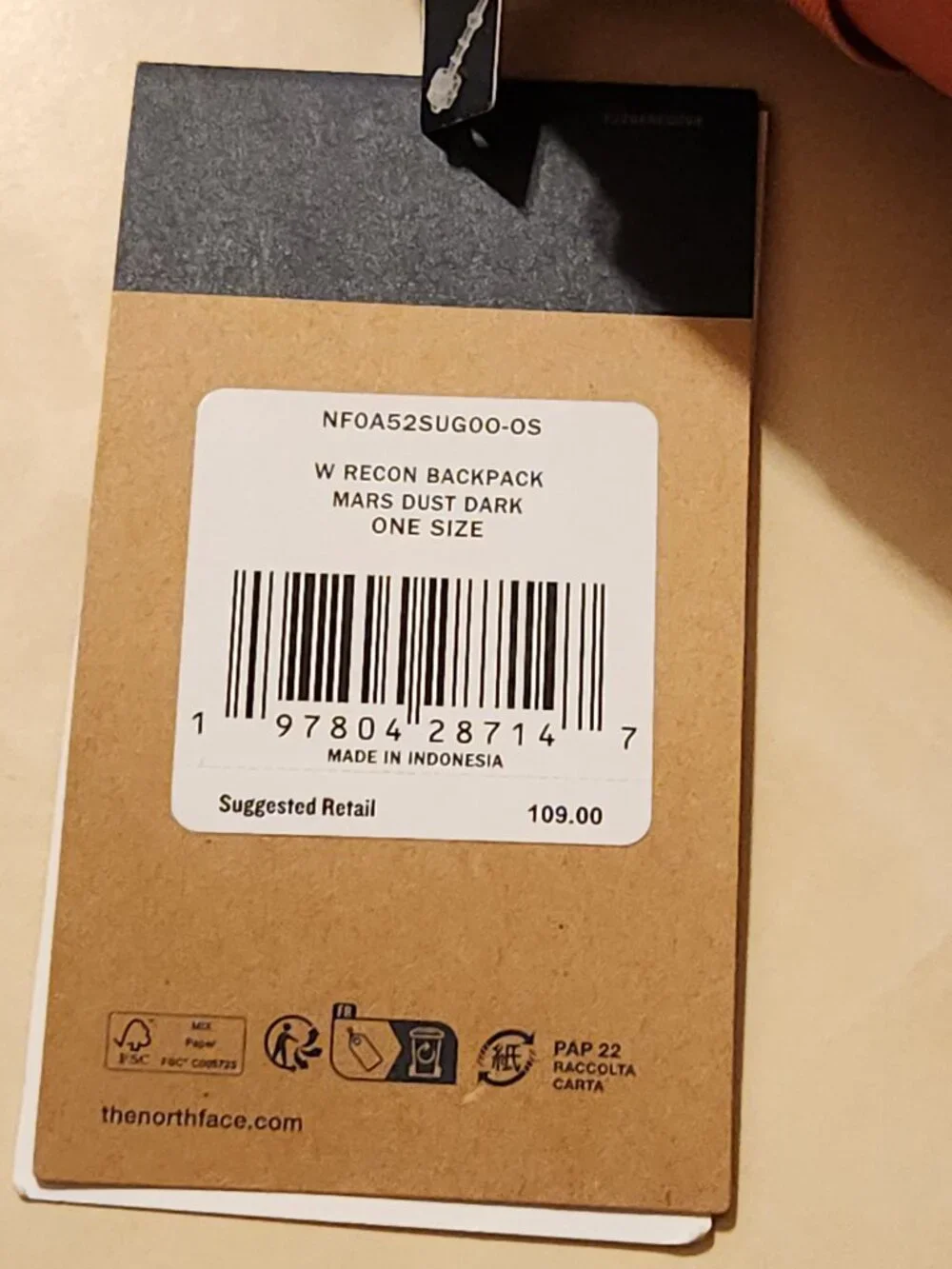 THE NORTH FACE Women's Backpack Recon 30 Liter, Mars Dust Dark